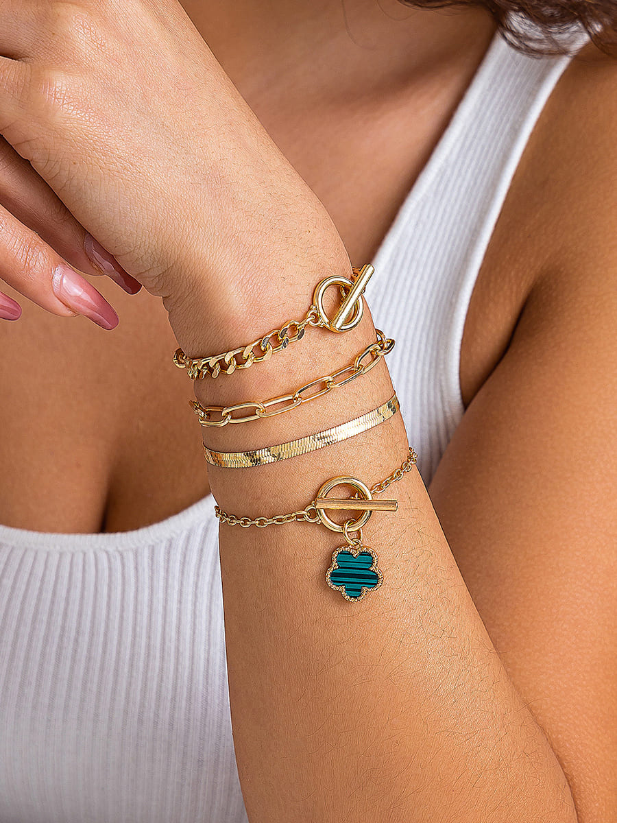 ZUZANA | Náhrdelník z hadí kosti s náramky s trojlístkem